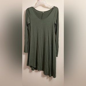 Tapering Long Sleeve Midi Dress 💚 (free with purchase)